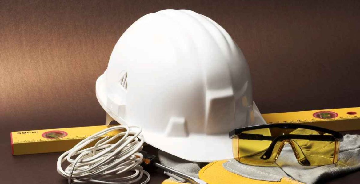 Mũ Bảo Hộ Lao Động Tiêu Chuẩn tại Nhật Quang